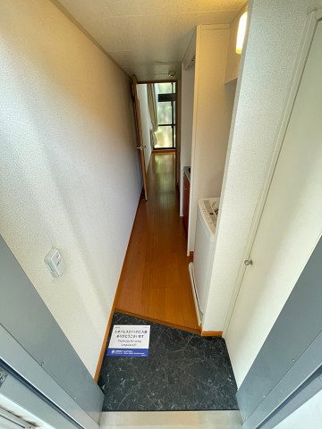 レオパレスフルールの玄関写真