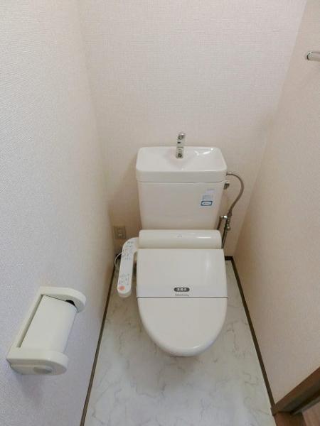 トイレ　写真は別のお部屋のイメージです。現状優先。