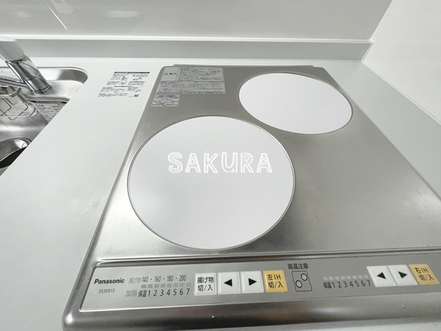 キッチン　お掃除しやすい人気のIHコンロ♪
