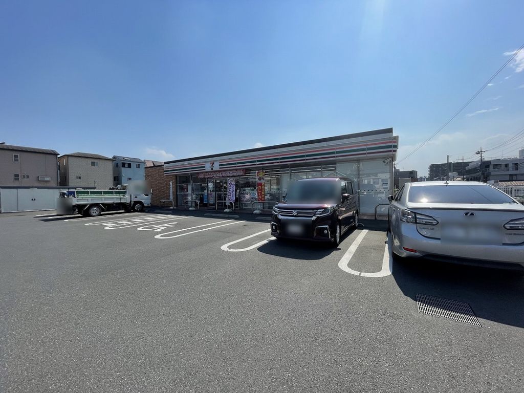 コンビニ　セブン-イレブン さいたま新中里２丁目店（コンビニ）まで230m