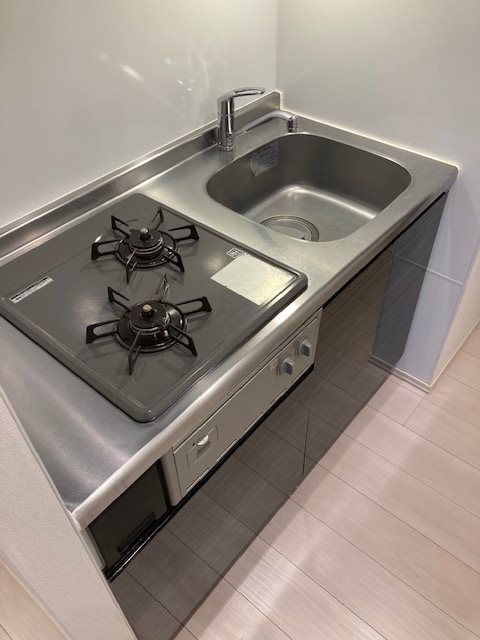 キッチン　※同タイプの別のお部屋です。