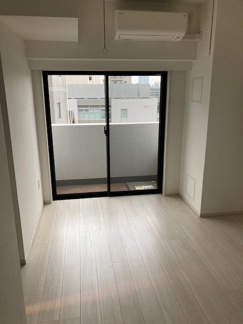 居室・リビング　※同タイプの別のお部屋です。
