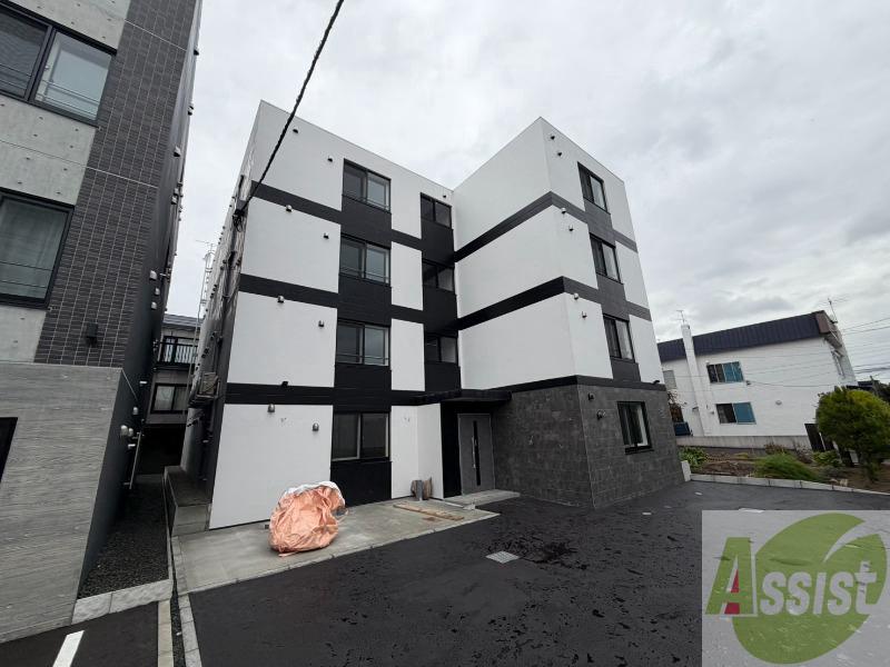 建物外観　札幌市東区北二十二条東「ＲＥＮ　ＦＡＵＬＴ　Ｎ２２」
