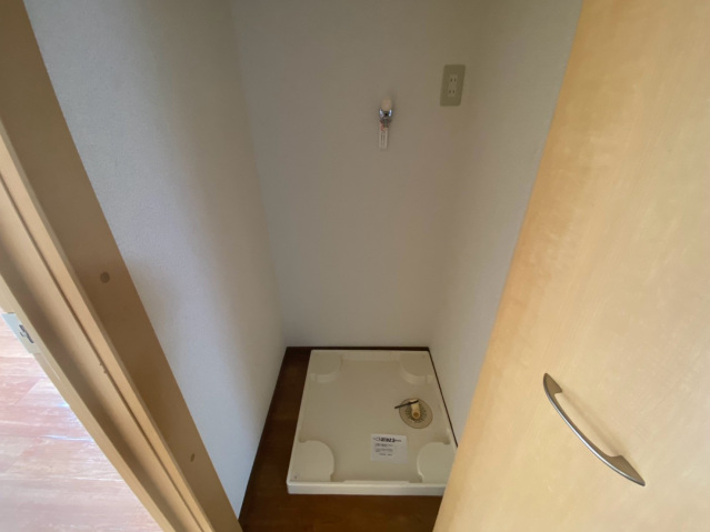 その他設備　洗濯機置場