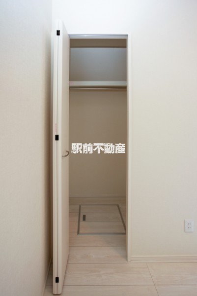収納　写真は別部屋