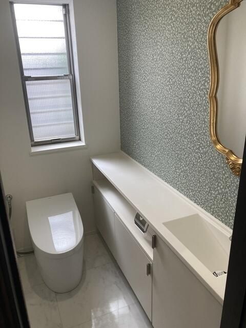 ＪＲ山手線 品川駅 徒歩7分 3階建 築38年のトイレ写真