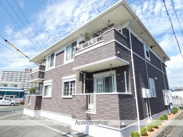 ＪＲ東海道本線 浜松駅 バス乗車時間：7分 最寄りバス停で下車 徒歩3分 築17年