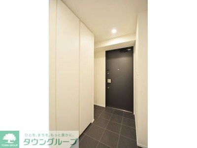 玄関　お部屋探しは株式会社　タウンハウジング　までお気軽にお問合…