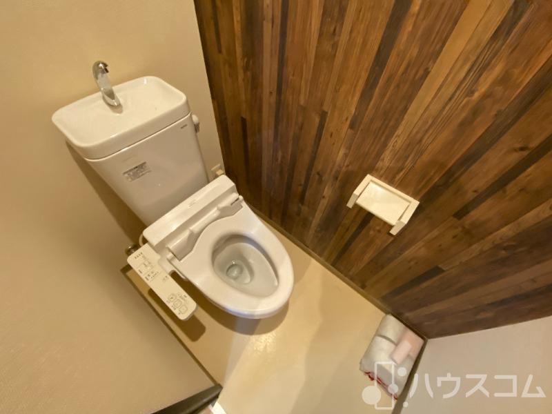 トイレ　冬場も安心の温水洗浄便座！
