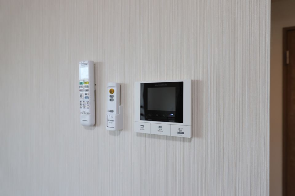 セキュリティ　TVモニタ付インターホン