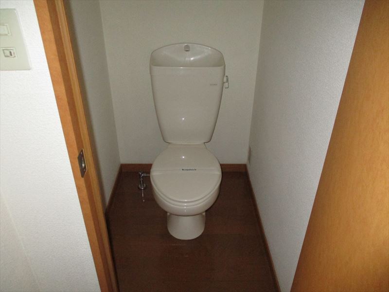 【レオパレスサザンコートのトイレ】