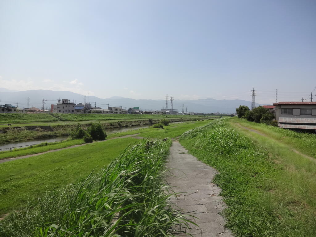 公園　荒川河川敷緑地（公園）まで350m