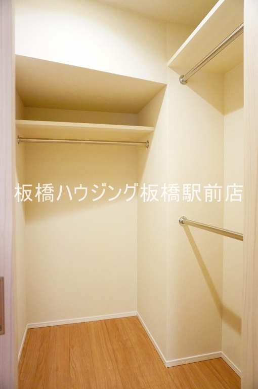 収納　ウォークイン・クローゼット