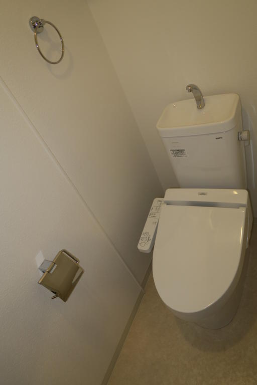 ピーノロッサ西糀谷8のトイレ写真