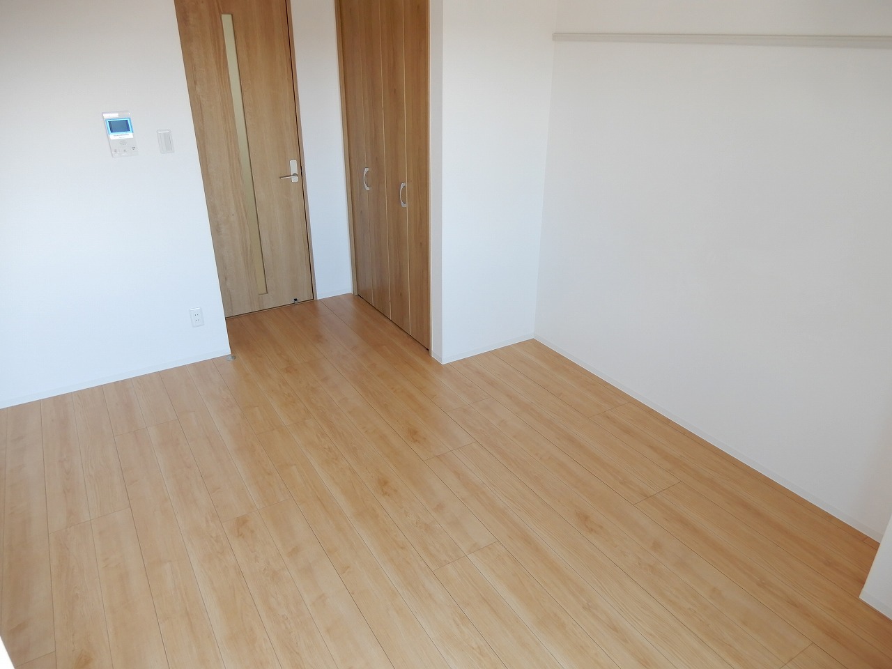 その他部屋・スペース　温かみのあるカラーのお部屋です★