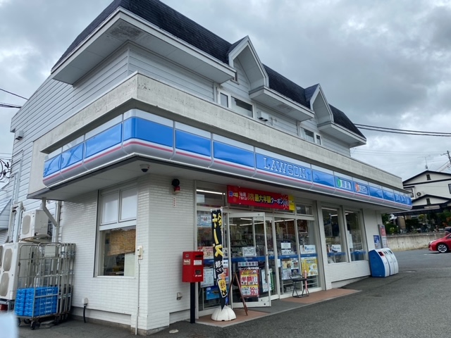 コンビニ　ローソン滝沢駅前店（コンビニ）まで484m