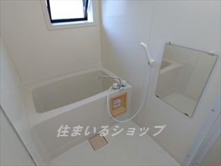 【安芸高田市吉田町吉田のアパートのバス・シャワールーム】