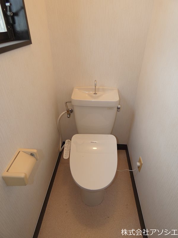 トイレ　ウォシュレット便座