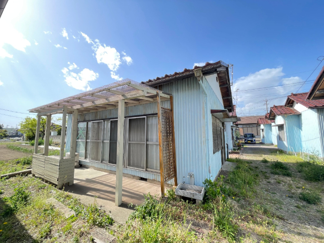 梅山貸住宅の建物外観