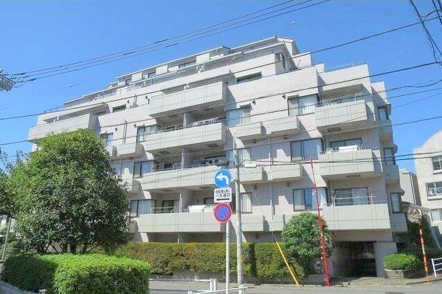 大田区田園調布本町のマンションの建物外観