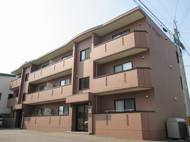 函館市堀川町のマンションの建物外観