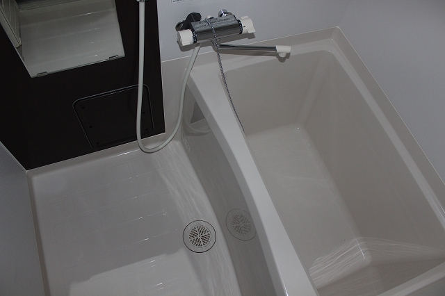 バス・シャワールーム　浴室