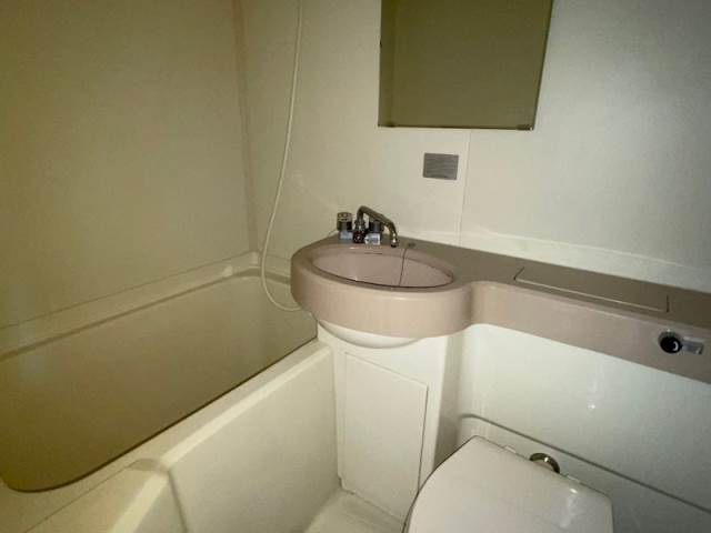 バス・シャワールーム　同物件別部屋イメージ