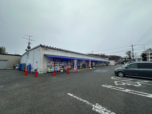 【八王子市小比企町のアパートのドラックストア】