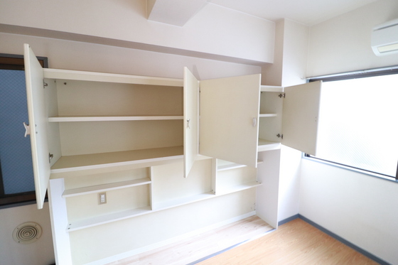 収納　※別号室の写真です。