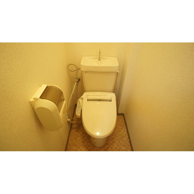 トイレ　シャワー付きトイレ