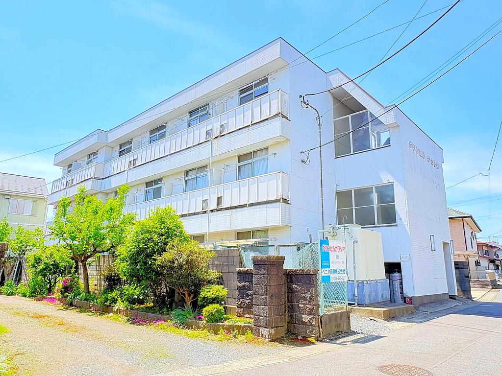 建物外観　勝田駅徒歩約１１分（８１４ｍ）！生活施設が徒歩圏内に充実！