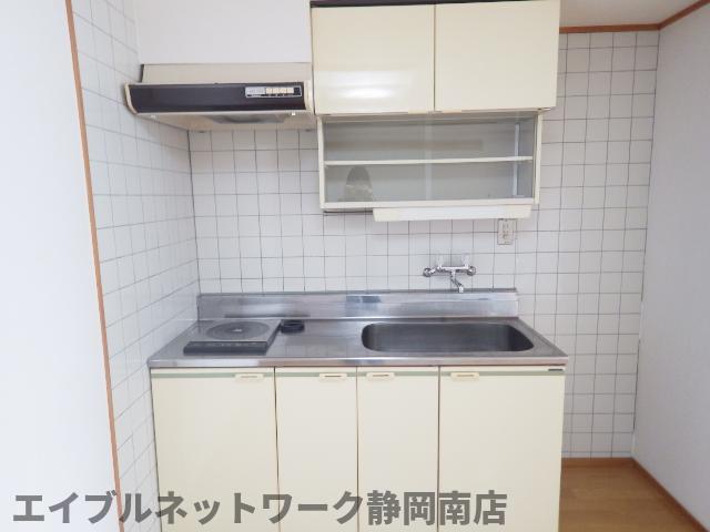 ＪＲ東海道本線 静岡駅 徒歩4分 6階建 築42年のキッチン写真