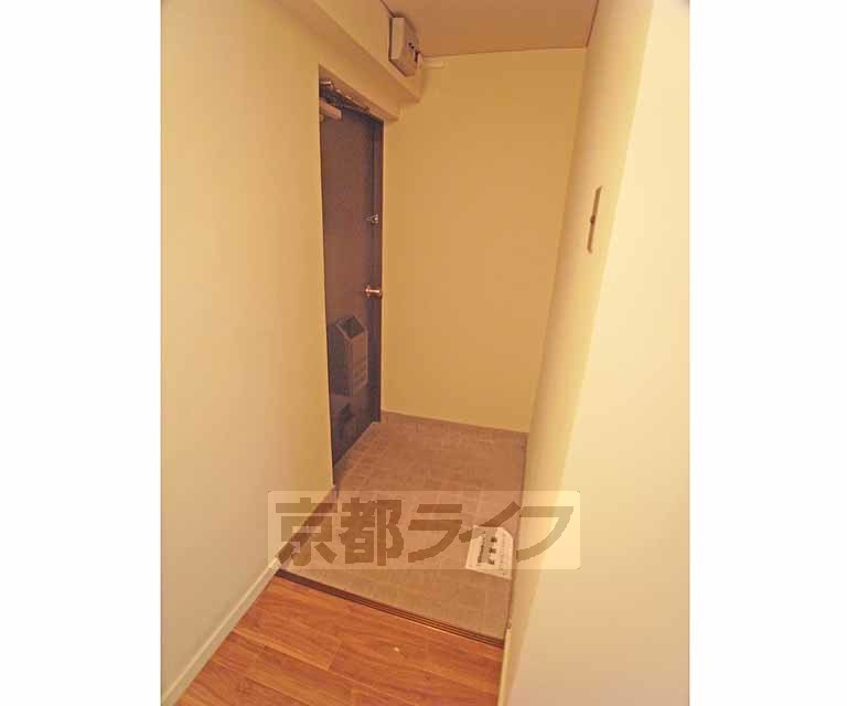 その他設備　玄関周りすっきりしています。