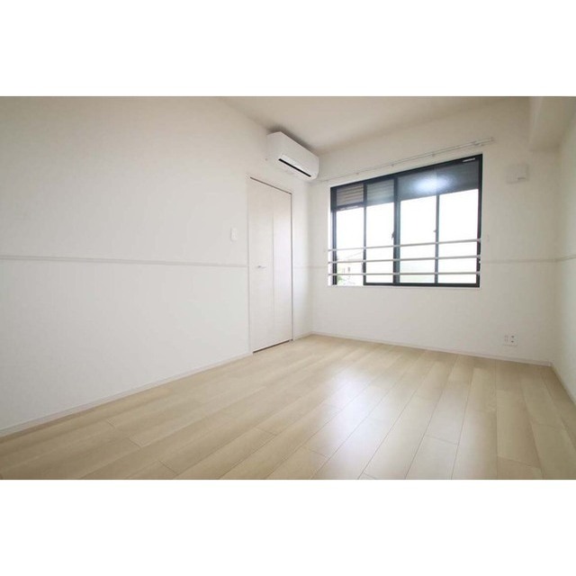 その他設備　エアコン２台付き