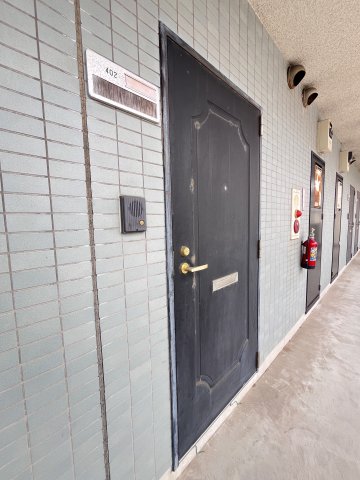 ソルナシェンテ堀内の玄関写真