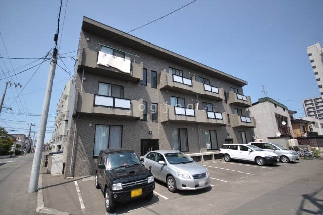 建物外観　ユートピア１５