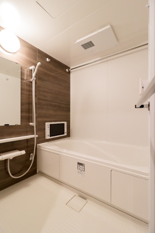 バス・シャワールーム　図面と現状に相違がある場合には現状を優先