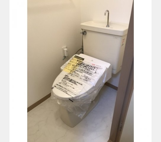 トイレ　同間取り別号室参考写真