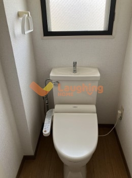 トイレ　落ち着いたトイレです