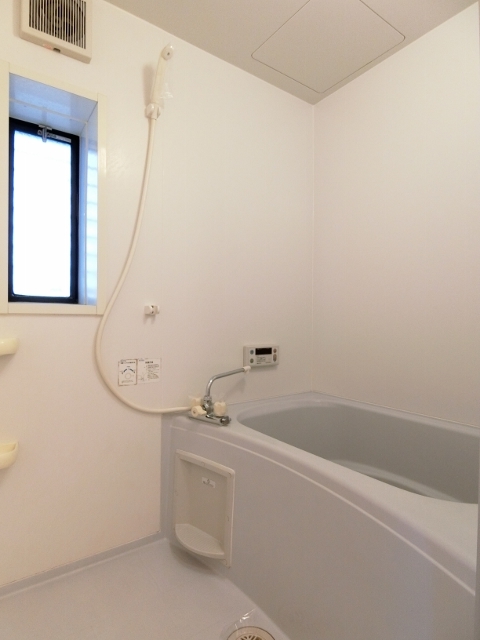 バス・シャワールーム　図面と現状に相違がある場合には現状を優先