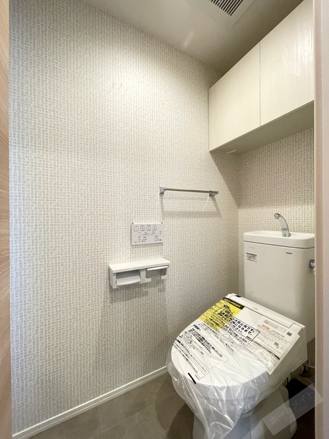 トイレ　温水洗浄便座付き♪