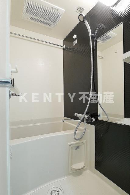 バス・シャワールーム　日々の疲れを癒すお風呂付です