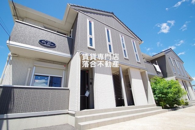 建物外観　2015年8月完成