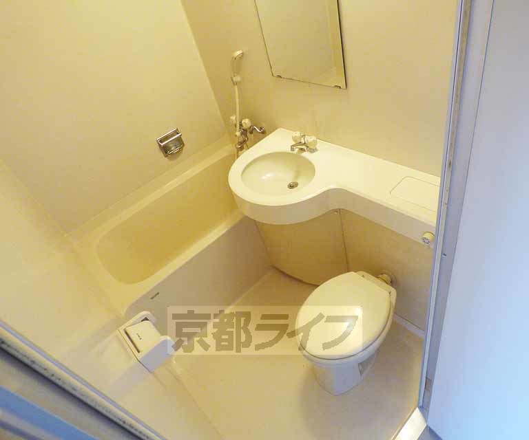 バス・シャワールーム　清潔感があります