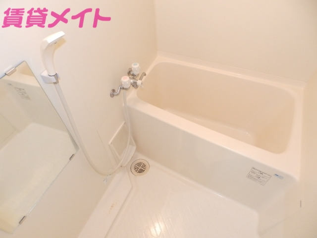 バス・シャワールーム　同型参考写真