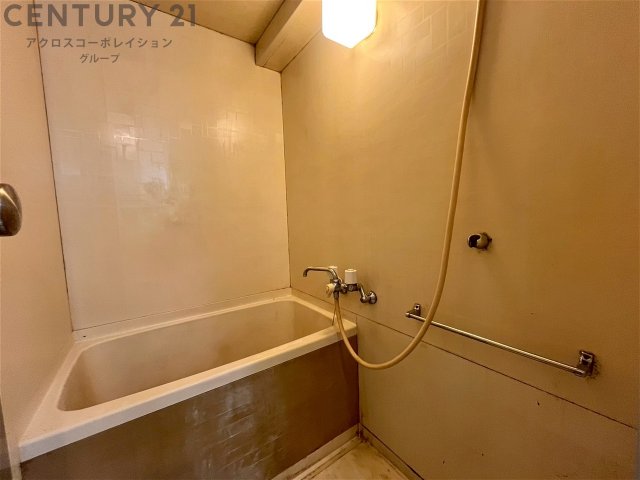 バス・シャワールーム　シンプルで機能的なユニットバス！