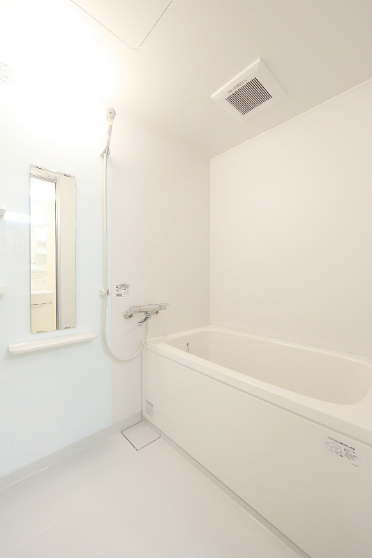 バス・シャワールーム　バスルーム