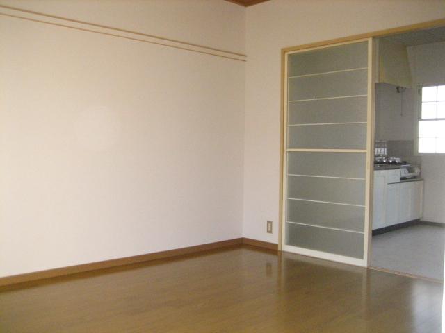 居室・リビング　洋室？