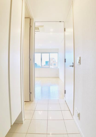 玄関　※別部屋の参考写真です。