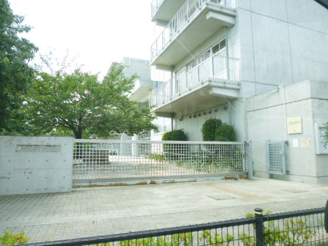 中学校　井荻中学校（中学校）まで100m